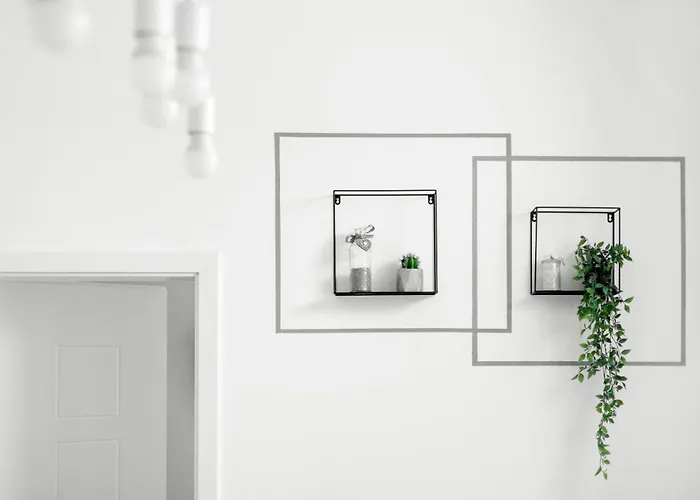 Deluxe Hillside Near Center Apartment